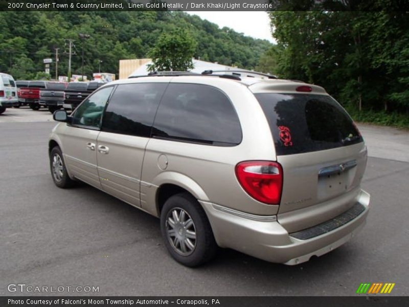 Linen Gold Metallic / Dark Khaki/Light Graystone 2007 Chrysler Town & Country Limited