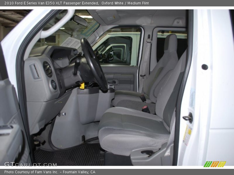 Oxford White / Medium Flint 2010 Ford E Series Van E350 XLT Passenger Extended