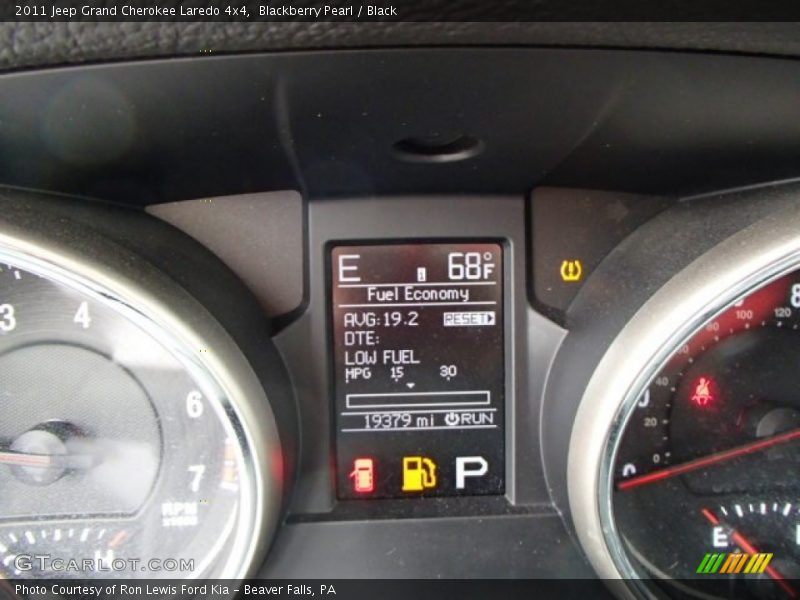 Blackberry Pearl / Black 2011 Jeep Grand Cherokee Laredo 4x4