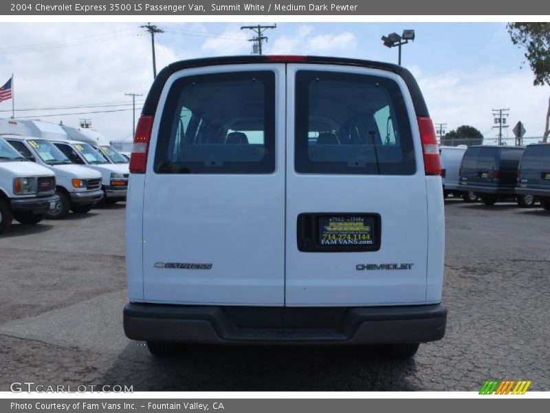 Summit White / Medium Dark Pewter 2004 Chevrolet Express 3500 LS Passenger Van
