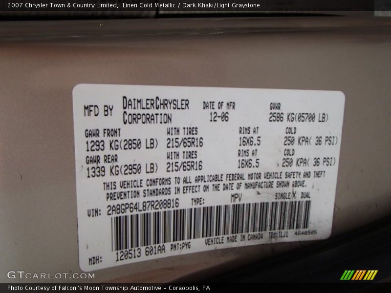 Linen Gold Metallic / Dark Khaki/Light Graystone 2007 Chrysler Town & Country Limited