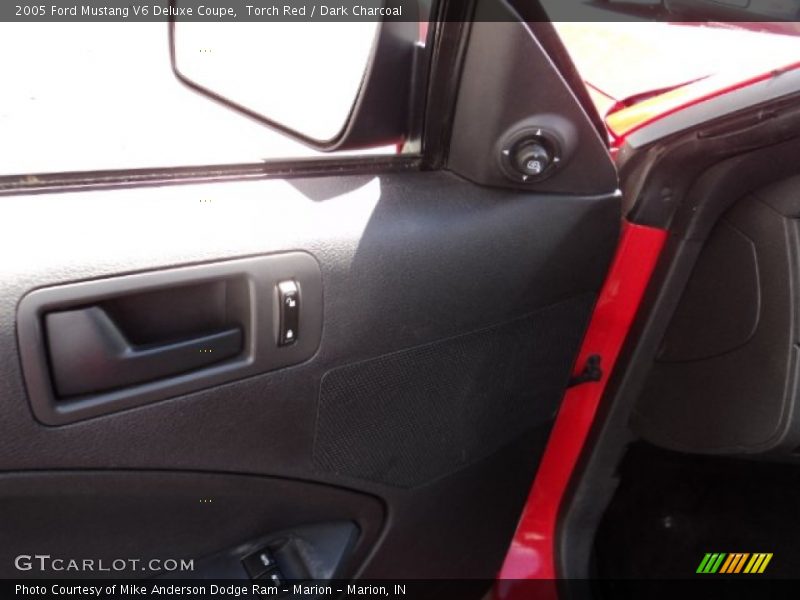 Torch Red / Dark Charcoal 2005 Ford Mustang V6 Deluxe Coupe