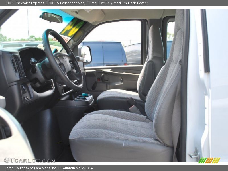 Summit White / Medium Dark Pewter 2004 Chevrolet Express 3500 LS Passenger Van