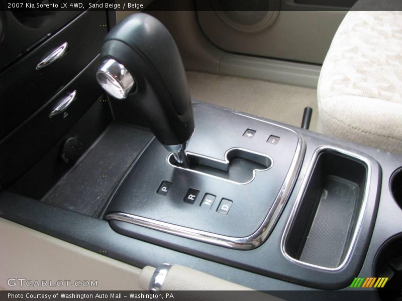Sand Beige / Beige 2007 Kia Sorento LX 4WD