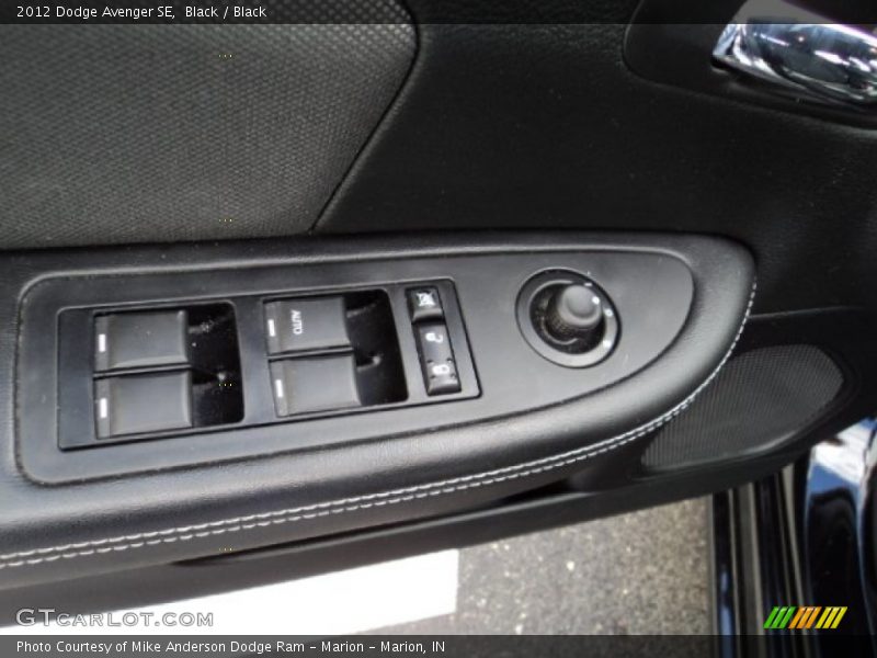 Black / Black 2012 Dodge Avenger SE