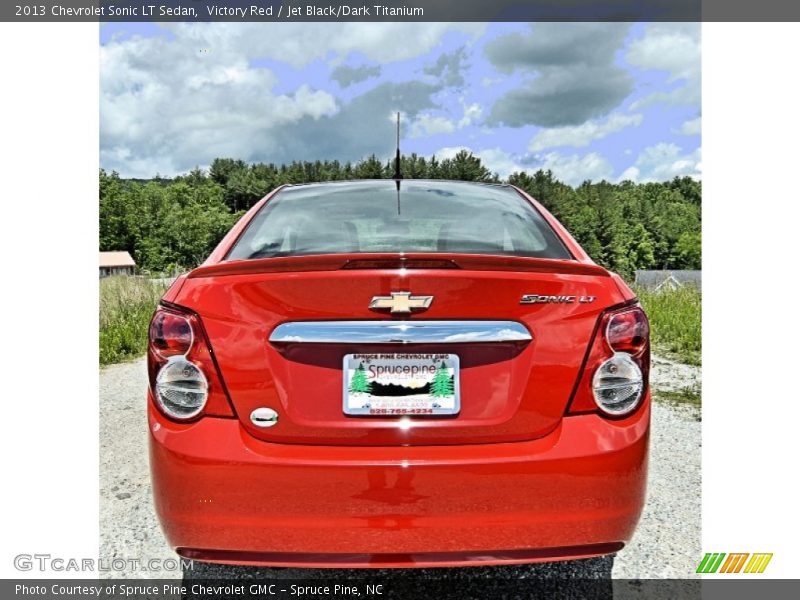 Victory Red / Jet Black/Dark Titanium 2013 Chevrolet Sonic LT Sedan