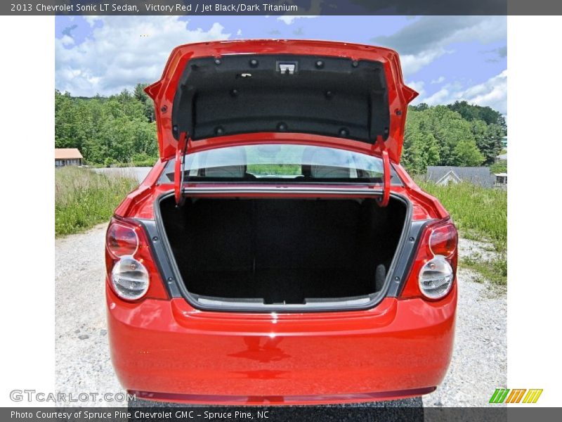 Victory Red / Jet Black/Dark Titanium 2013 Chevrolet Sonic LT Sedan