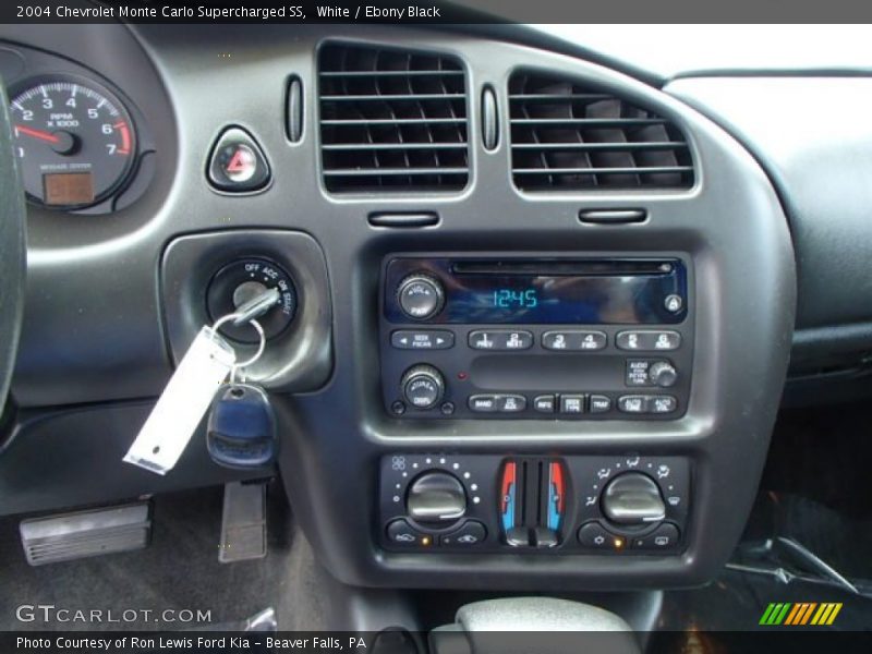 White / Ebony Black 2004 Chevrolet Monte Carlo Supercharged SS