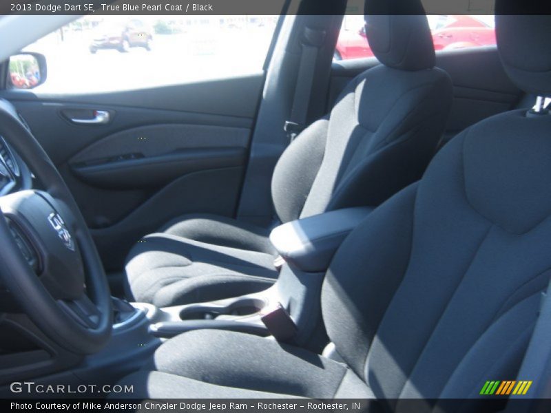 True Blue Pearl Coat / Black 2013 Dodge Dart SE