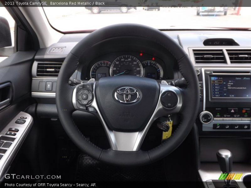 Barcelona Red Metallic / Black 2013 Toyota Camry SE