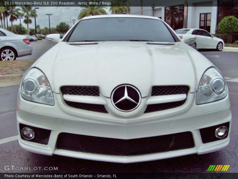 Arctic White / Beige 2010 Mercedes-Benz SLK 300 Roadster