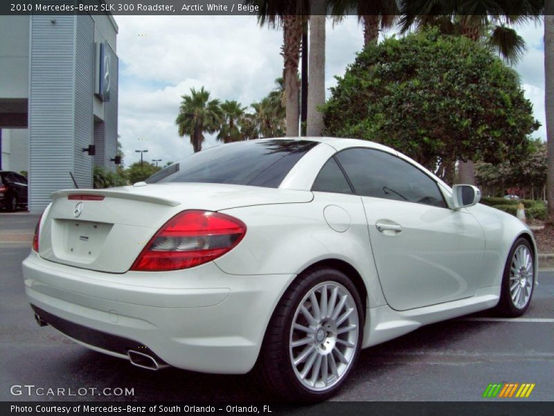 Arctic White / Beige 2010 Mercedes-Benz SLK 300 Roadster