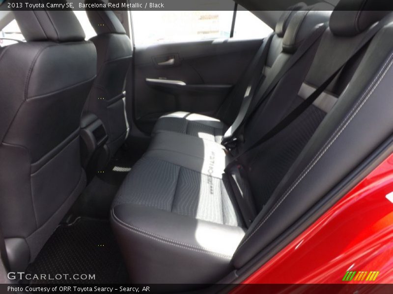 Barcelona Red Metallic / Black 2013 Toyota Camry SE