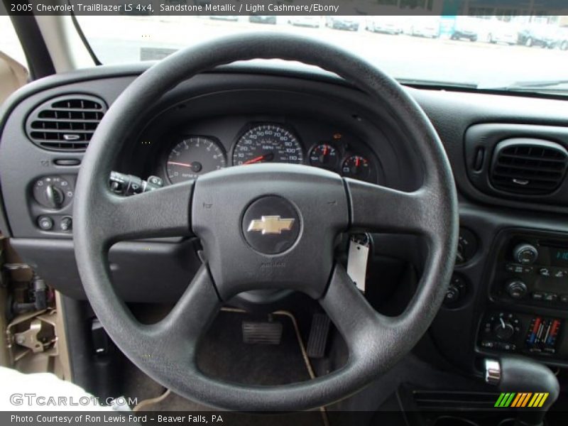  2005 TrailBlazer LS 4x4 Steering Wheel