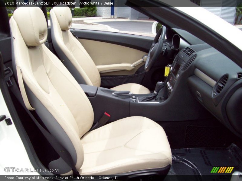 Arctic White / Beige 2010 Mercedes-Benz SLK 300 Roadster