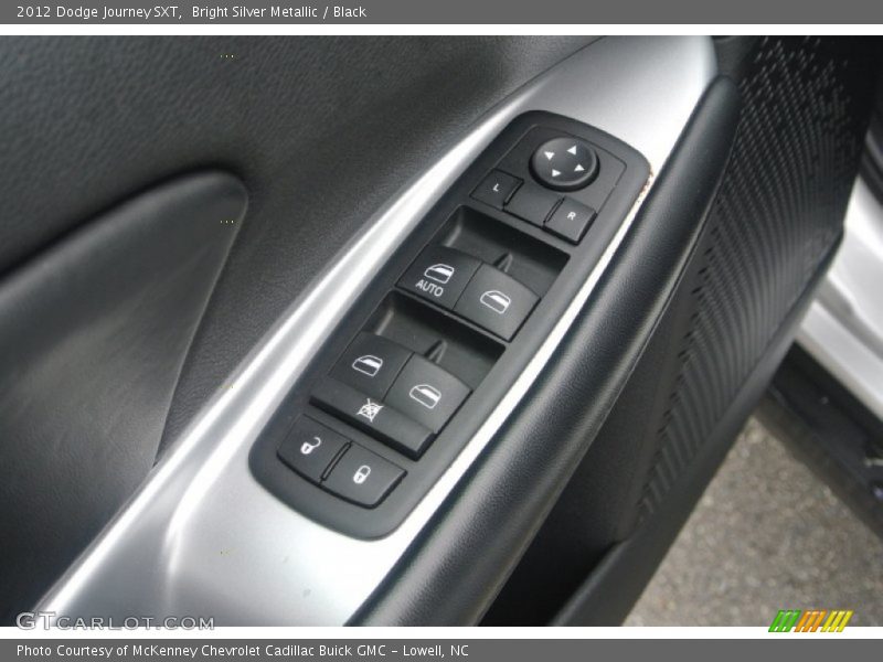 Bright Silver Metallic / Black 2012 Dodge Journey SXT