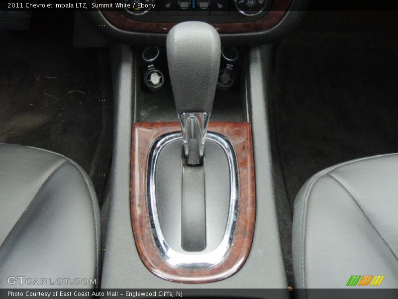 Summit White / Ebony 2011 Chevrolet Impala LTZ