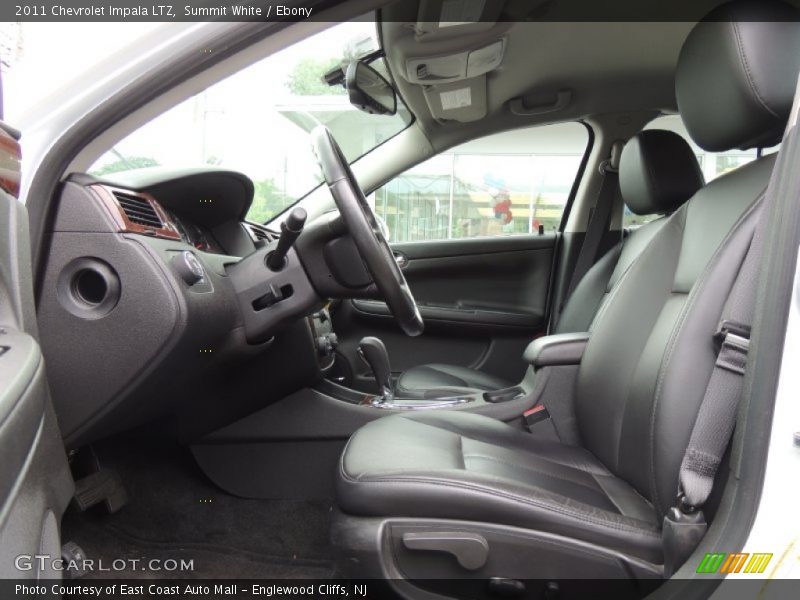 Summit White / Ebony 2011 Chevrolet Impala LTZ