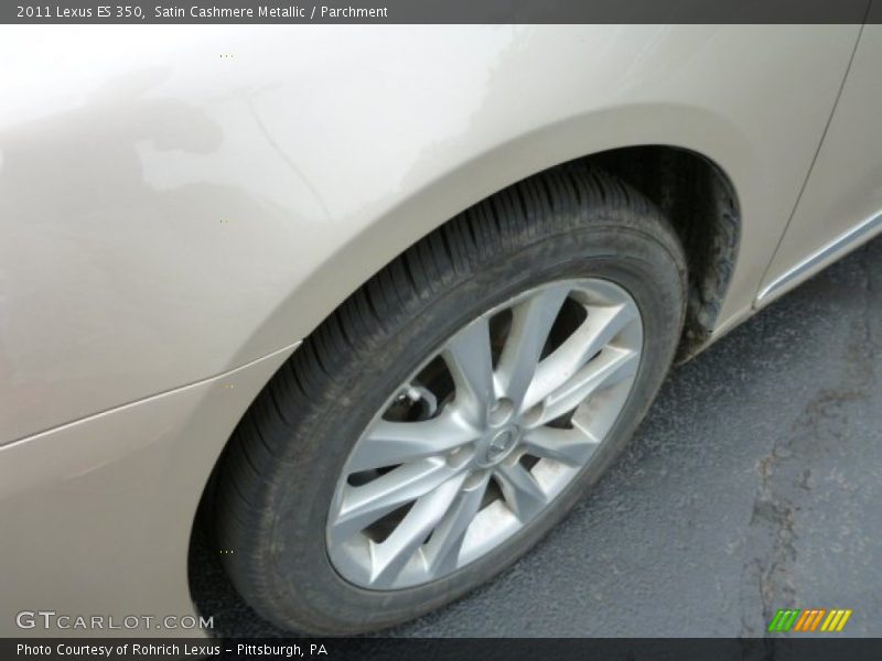 Satin Cashmere Metallic / Parchment 2011 Lexus ES 350