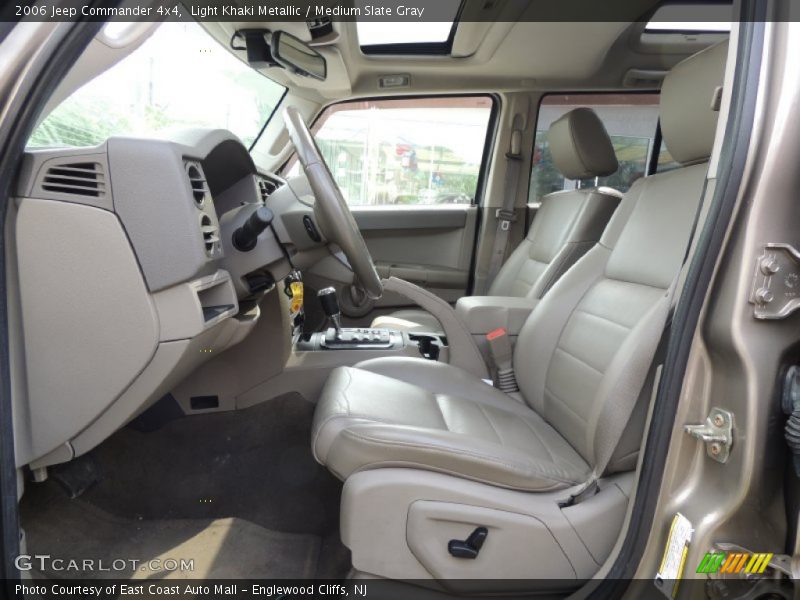 Light Khaki Metallic / Medium Slate Gray 2006 Jeep Commander 4x4