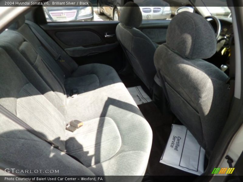 Brilliant Silver / Black 2004 Hyundai Sonata V6