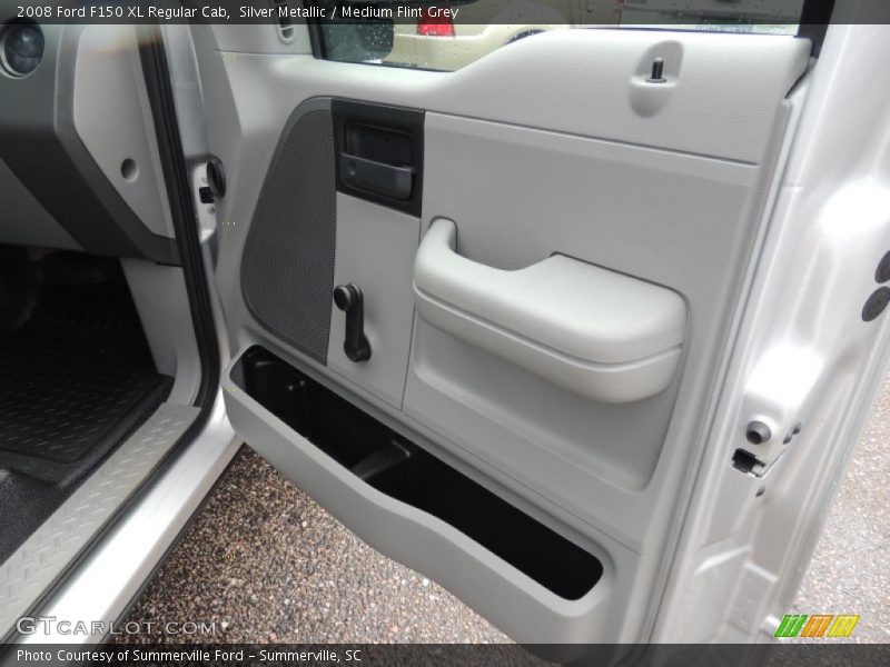 Silver Metallic / Medium Flint Grey 2008 Ford F150 XL Regular Cab