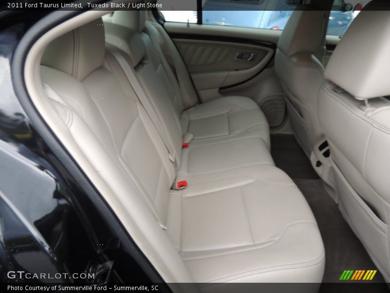 Tuxedo Black / Light Stone 2011 Ford Taurus Limited