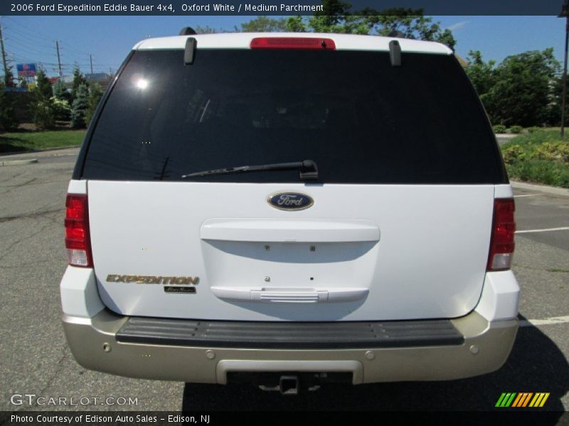 Oxford White / Medium Parchment 2006 Ford Expedition Eddie Bauer 4x4