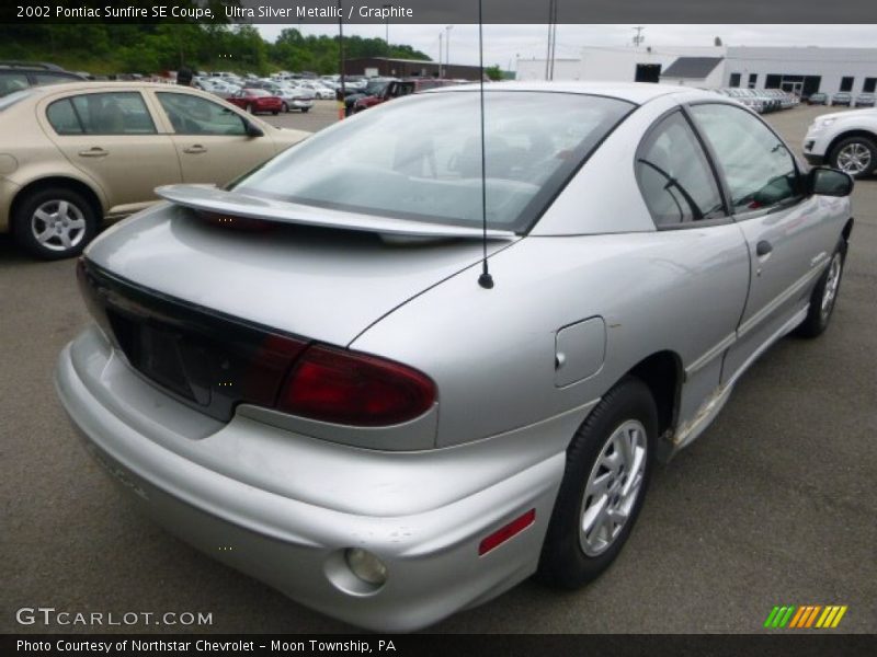 Ultra Silver Metallic / Graphite 2002 Pontiac Sunfire SE Coupe