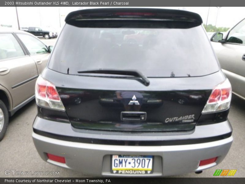 Labrador Black Pearl / Charcoal 2003 Mitsubishi Outlander XLS 4WD