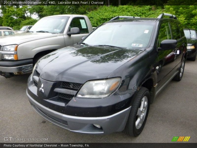 Labrador Black Pearl / Charcoal 2003 Mitsubishi Outlander XLS 4WD
