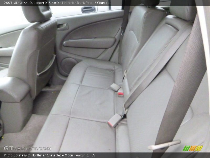 Labrador Black Pearl / Charcoal 2003 Mitsubishi Outlander XLS 4WD