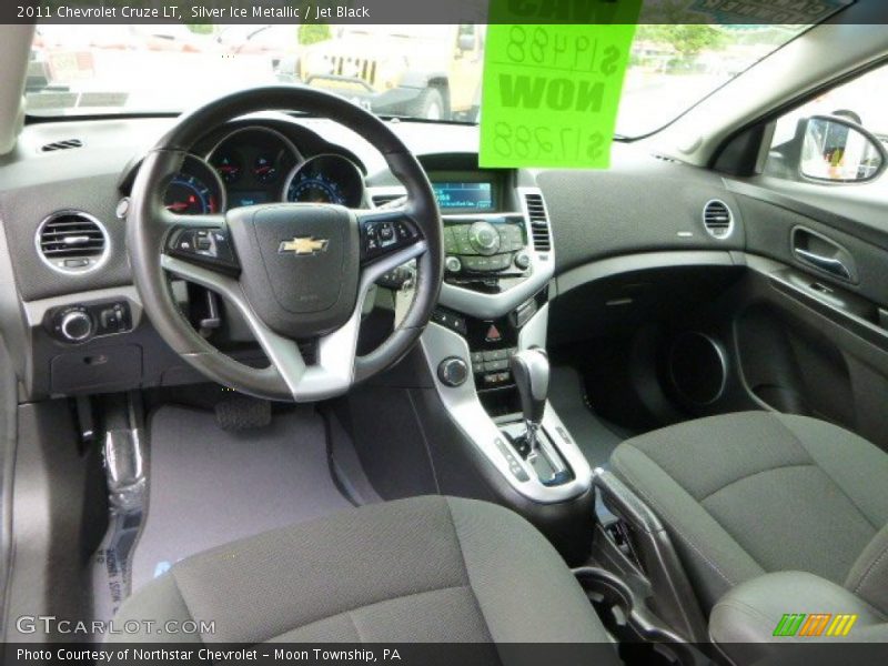 Silver Ice Metallic / Jet Black 2011 Chevrolet Cruze LT