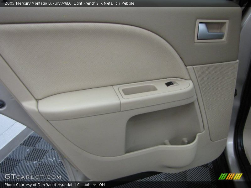 Light French Silk Metallic / Pebble 2005 Mercury Montego Luxury AWD