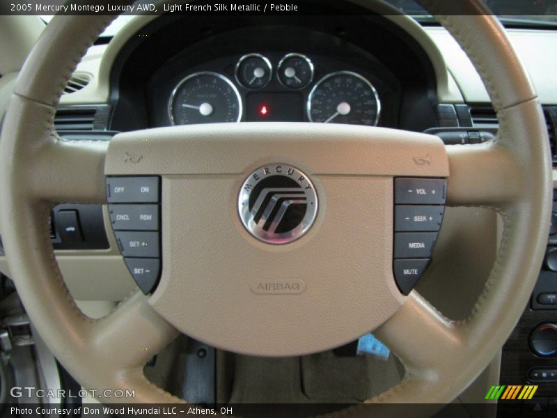  2005 Montego Luxury AWD Steering Wheel