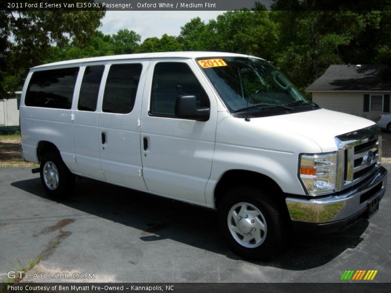 Oxford White / Medium Flint 2011 Ford E Series Van E350 XL Passenger
