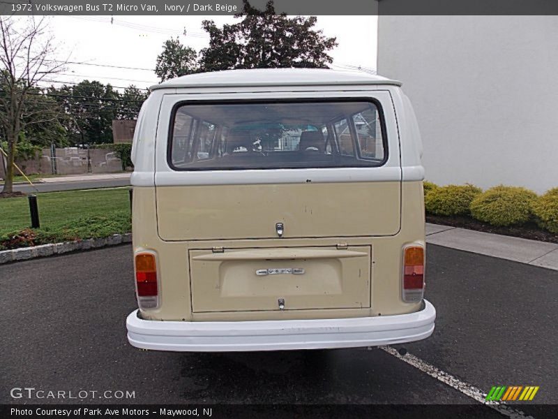 Ivory / Dark Beige 1972 Volkswagen Bus T2 Micro Van