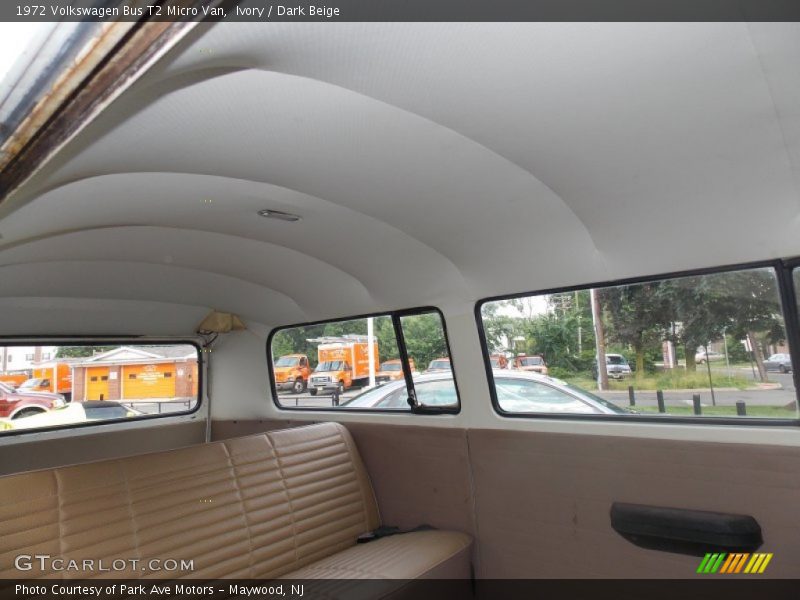 Ivory / Dark Beige 1972 Volkswagen Bus T2 Micro Van