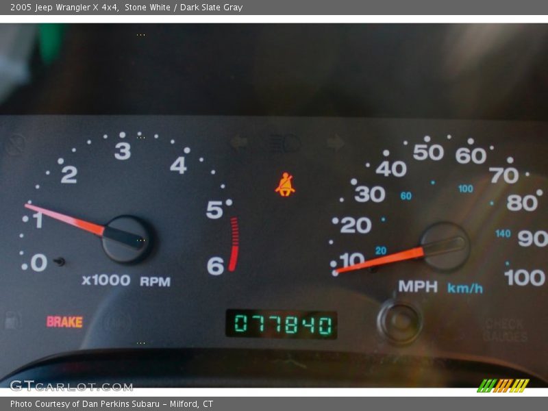Stone White / Dark Slate Gray 2005 Jeep Wrangler X 4x4