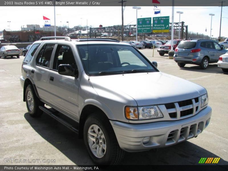 Bright Silver Metallic / Gray 2003 Isuzu Rodeo S V6 4WD