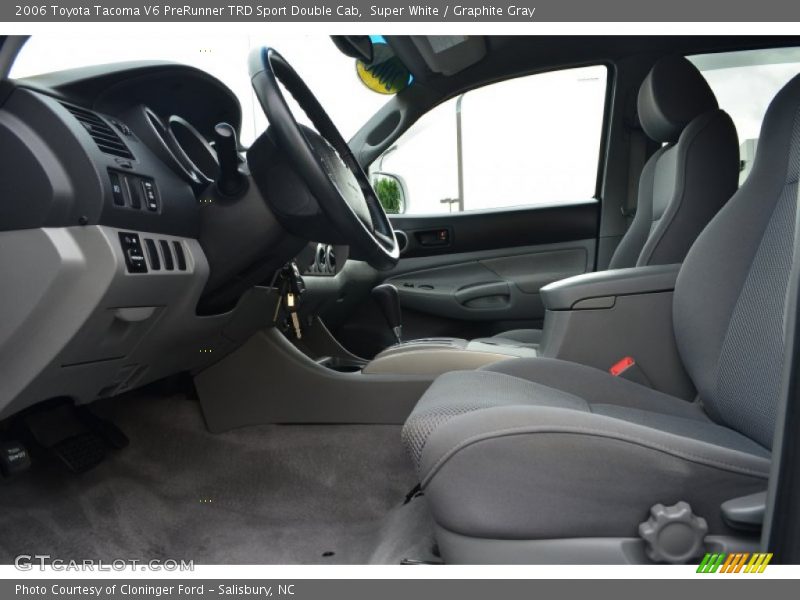 Super White / Graphite Gray 2006 Toyota Tacoma V6 PreRunner TRD Sport Double Cab
