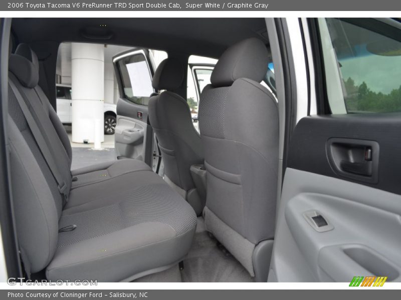 Super White / Graphite Gray 2006 Toyota Tacoma V6 PreRunner TRD Sport Double Cab
