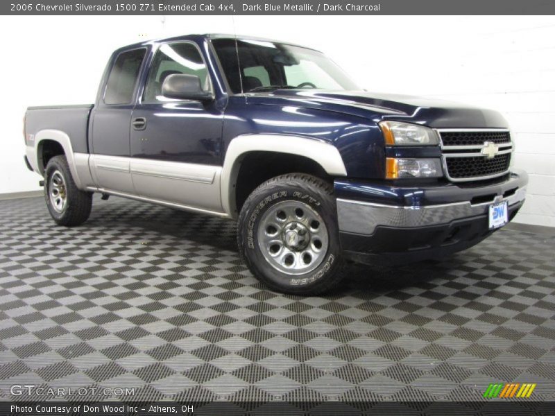 Dark Blue Metallic / Dark Charcoal 2006 Chevrolet Silverado 1500 Z71 Extended Cab 4x4