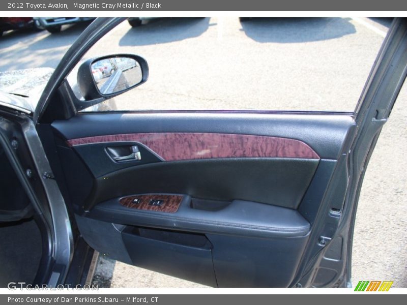 Magnetic Gray Metallic / Black 2012 Toyota Avalon
