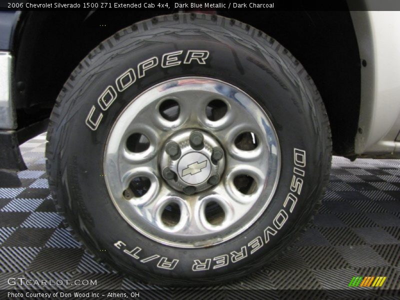 Dark Blue Metallic / Dark Charcoal 2006 Chevrolet Silverado 1500 Z71 Extended Cab 4x4