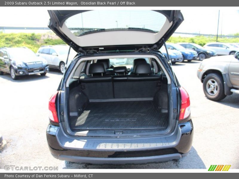 Obsidian Black Pearl / Off Black 2009 Subaru Outback 2.5i Limited Wagon