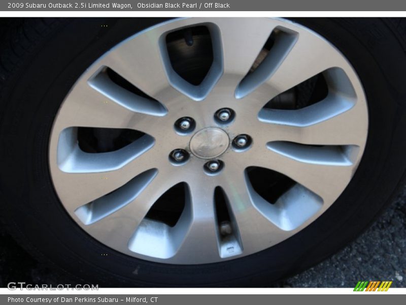 Obsidian Black Pearl / Off Black 2009 Subaru Outback 2.5i Limited Wagon