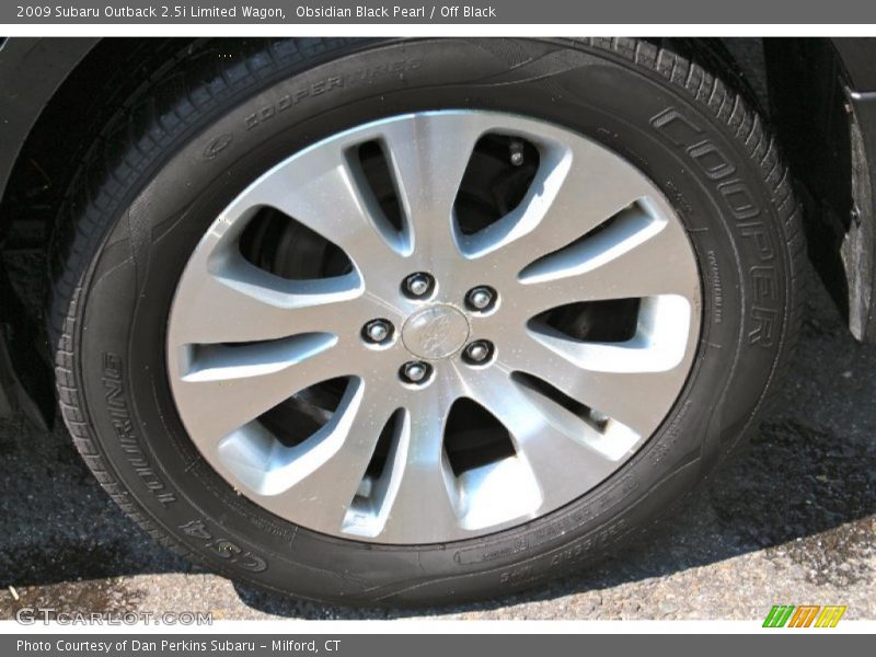 Obsidian Black Pearl / Off Black 2009 Subaru Outback 2.5i Limited Wagon
