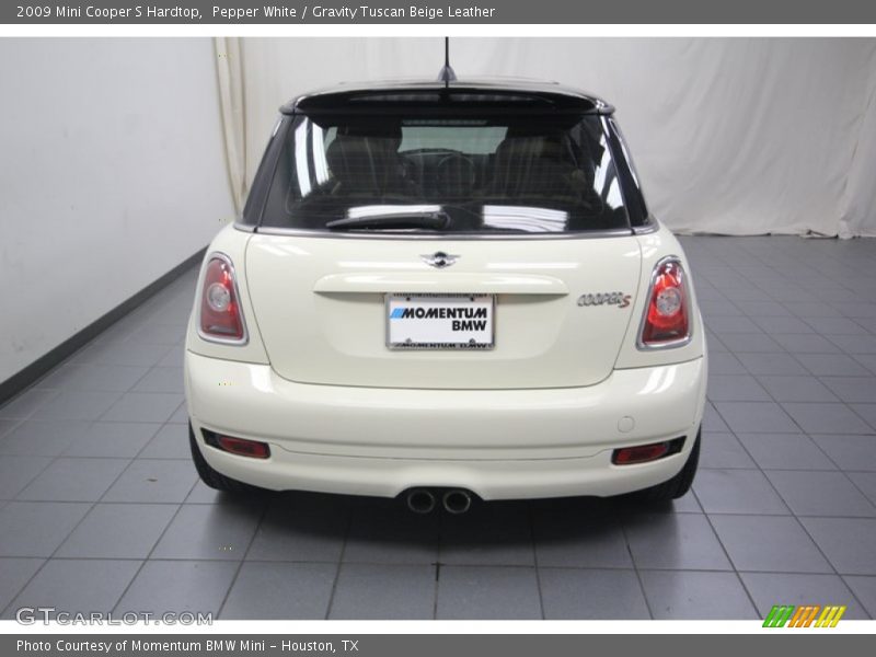 Pepper White / Gravity Tuscan Beige Leather 2009 Mini Cooper S Hardtop
