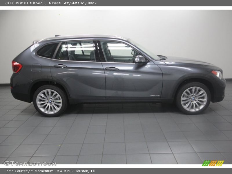 Mineral Grey Metallic / Black 2014 BMW X1 sDrive28i